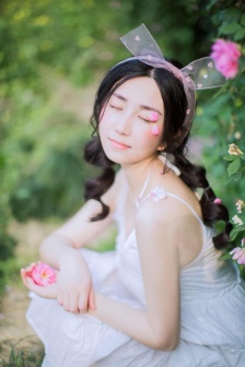 女人高潮时会一拱一拱的吗